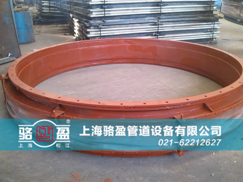 非金屬<a href=http://m.spwdmcgy.com.cn target=_blank class=infotextkey>補(bǔ)償器</a>附加限位裝置